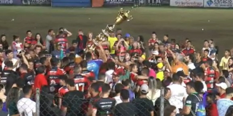 Flamengo do Cardoso, campeão do Poeirão 2024 - Rede Primeiro Minuto