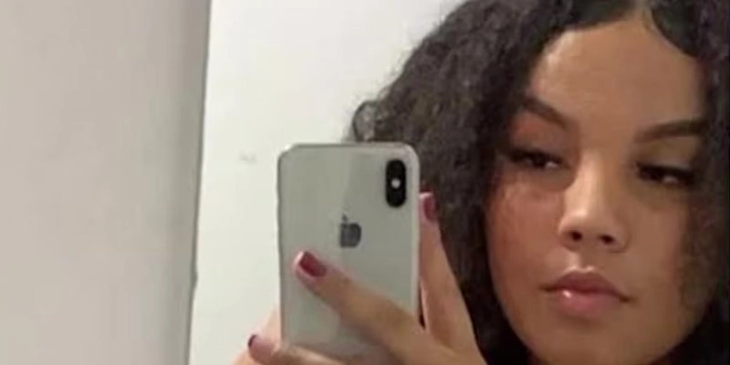 Adolescente de 15 anos é morta em assalto após não lembrar senha do celular - Reprodução