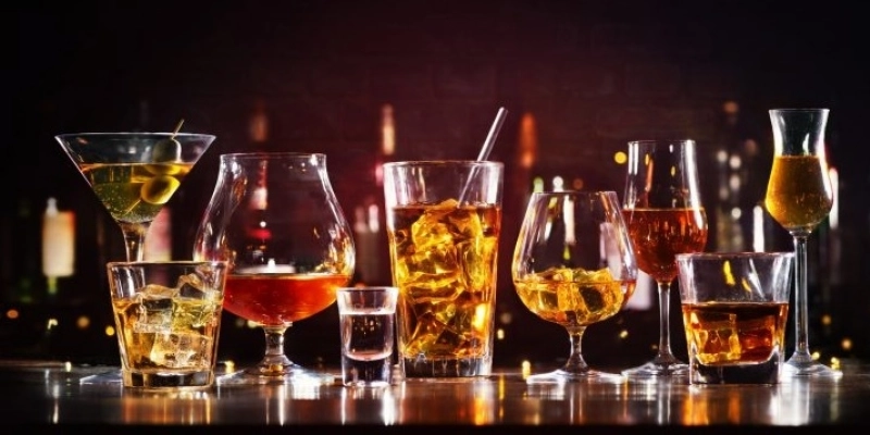 Projeto que torna crime hediondo a falsificação de bebidas terá análise acelerada - Reprodução