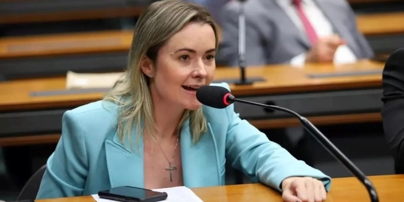 Deputada Júlia Zanatta - Reprodução