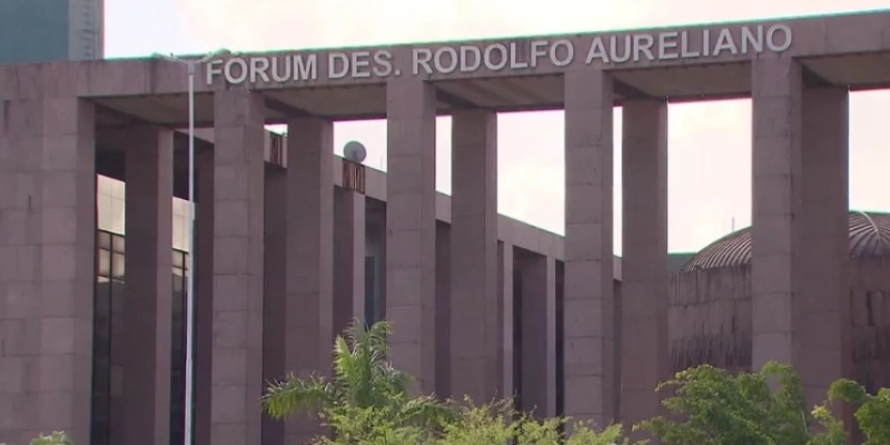 Fórum Desembargador Rodolfo Aureliano, na Ilha de Joana Bezerra, região central do Recife - Reprodução/TV Globo