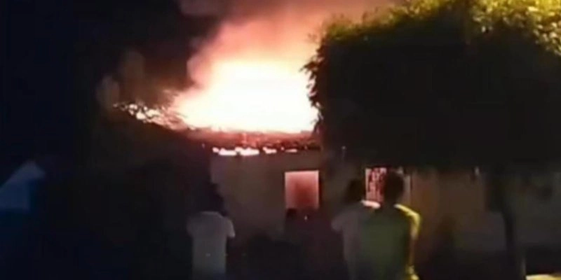 Residência é destruída por incêndio em Catingueira - Redes Sociais