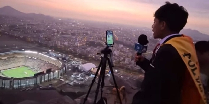 Jovem peruano fez tranmissão improvisada da final da Libertadores - Reprodução