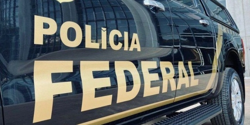 Viatura da Polícia Federal - Reprodução