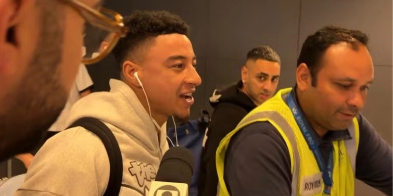 Jesse Lingard na chegada ao Brasil para jogar no Corinthians - Emilio Botta