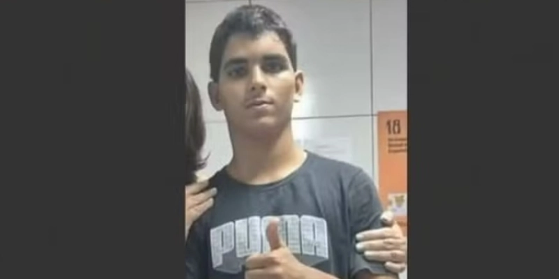 Gerson de Melo Machado, de 19 anos, morreu após entrar na recinto de uma leoa na Paraíba - Reprodução
