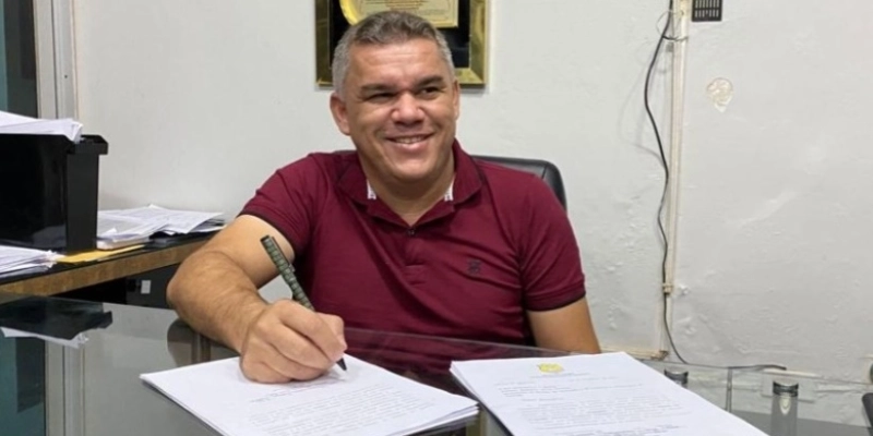 Hermes Filho, prefeito de Diamante - Prefeitura de Diamante