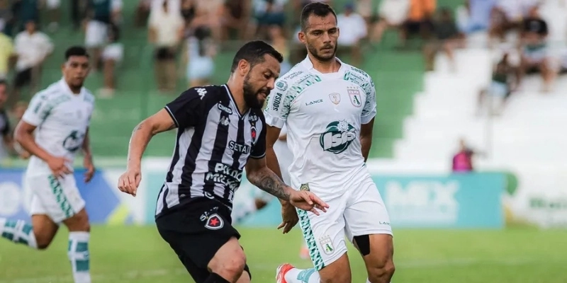 Sousa e Botafogo-PB no jogo de ida da final do Campeonato Paraibano 2026. - João Neto/Botafogo-PB
