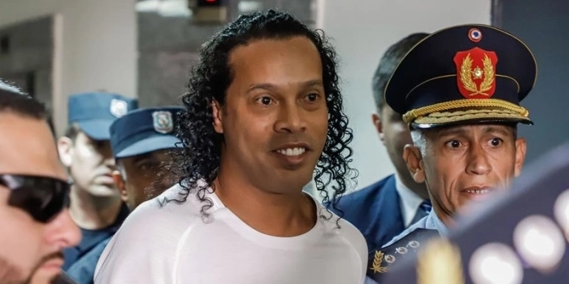Ronaldinho Gaúcho preso no Paraguai em 2020 - EFE/Nathalia Aguilar