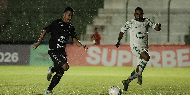 Debaixo de muita chuva, Sousa vence o Botafogo-PB no Marizão pela Copa do Nordeste - João NetoBotafogo-PB