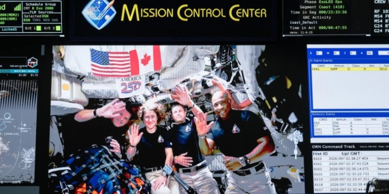 Momento mais tenso da missão: cápsula com astronautas que foram até a Lua retorna hoje à Terra - NASA