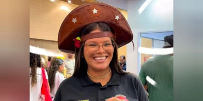 Letícia Cipriano - Redes Sociais