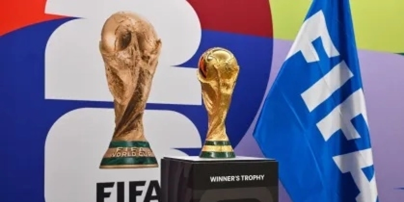 Troféu da Copa do Mundo Fifa 2026 - Jamie Sabau - FIFA/FIFA via Getty Images
