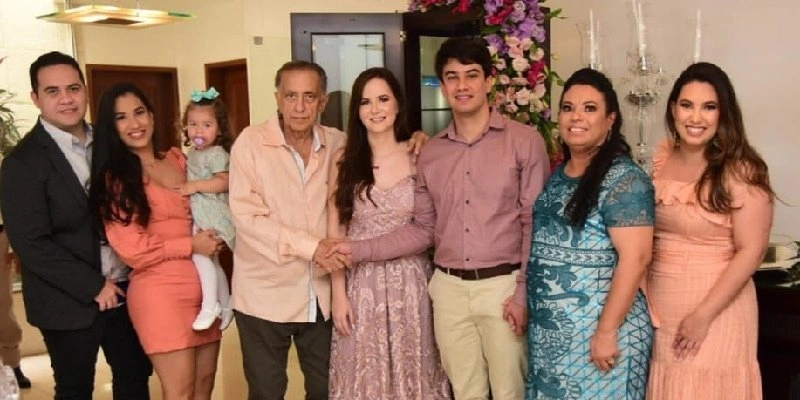 Rompimento foi anunciado nesta segunda-feira. - Reprodução 