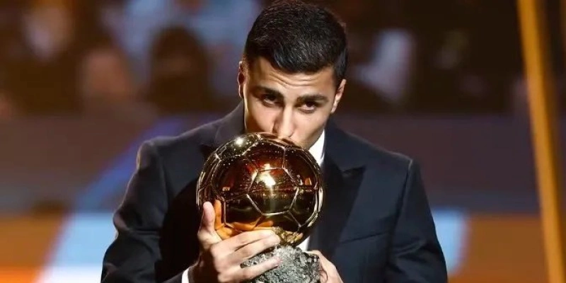  - REUTERS/Sarah Meyssonnier