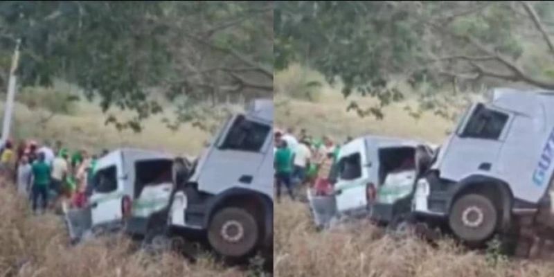 Colisão entre van e carreta mata onze pessoas - Reprodução/Vídeo redes sociais