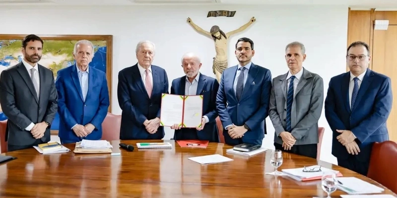 Lula reunido com ministros para discutir projeto de lei contra facções - PR/Ricardo Stuckert