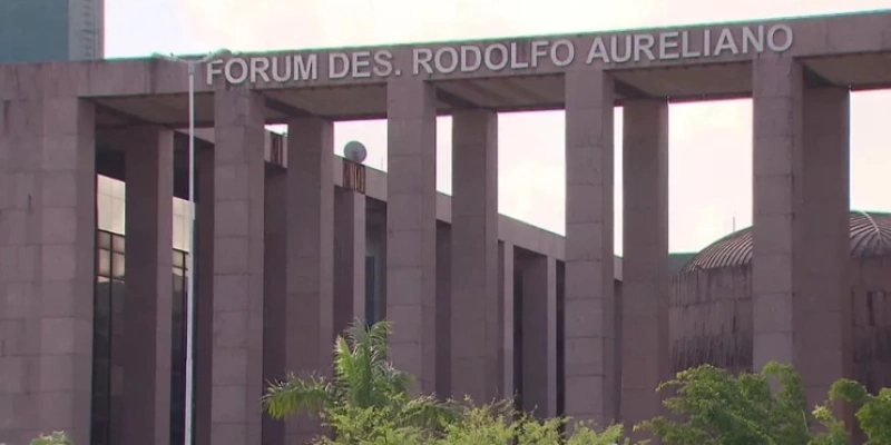 Fórum Desembargador Rodolfo Aureliano, na Ilha de Joana Bezerra, região central do Recife - Reprodução/TV Globo