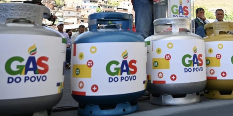 Programa terá recarga gratuita de GLP em botijão de 13 kg - Divulgação/Ricardo Botelho/Ministério de Minas e Energia