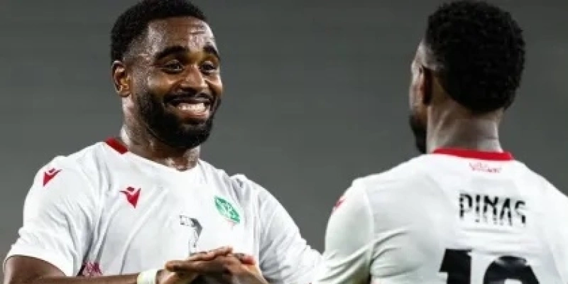  - Reprodução/Instagram/@natiosuriname